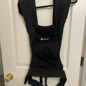 Ergobaby Embrace